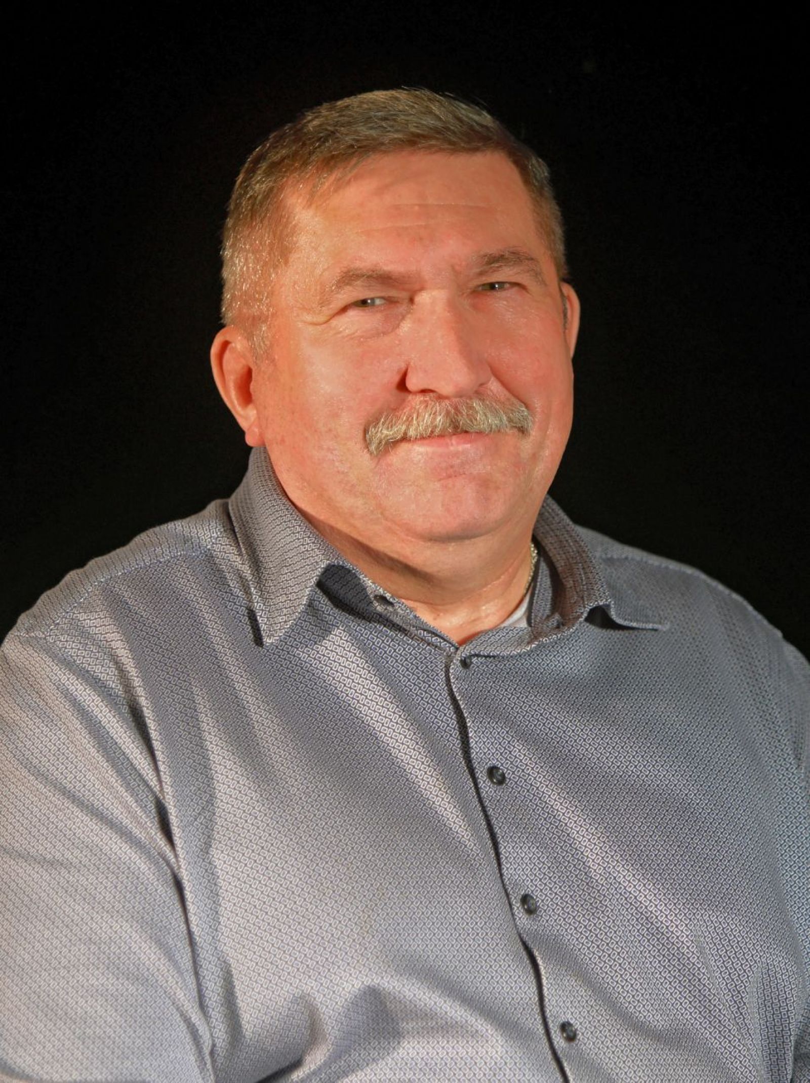 Огородников Юрий